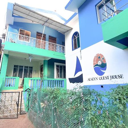 Auslyn Guest House Bogmalo Beach Exterior foto