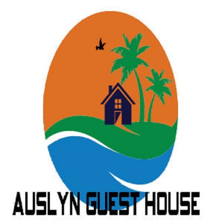 Auslyn Guest House Bogmalo Beach Exterior foto